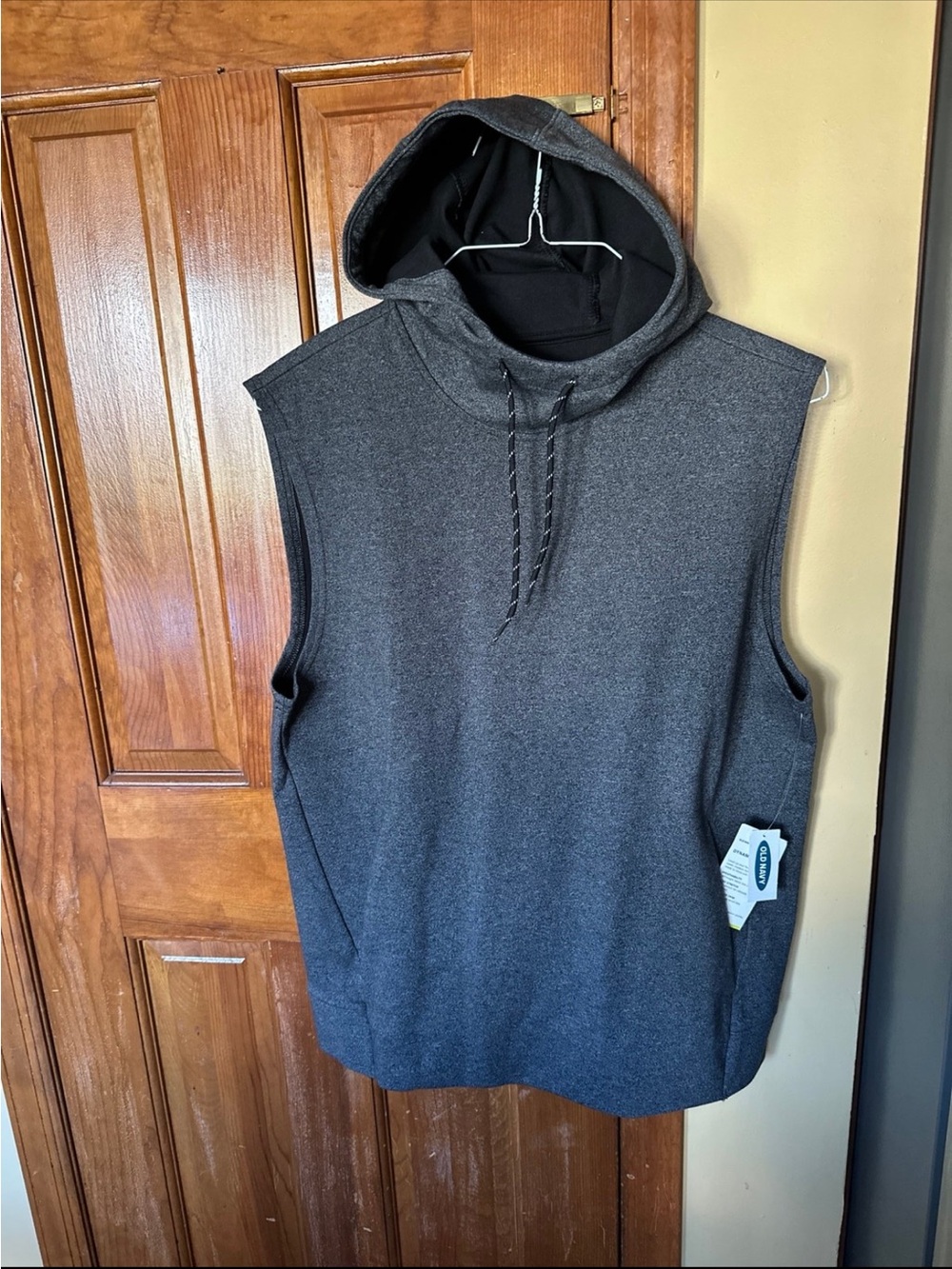 Old Navy Men's Dark Gray Sleeveless Hooded Pullover